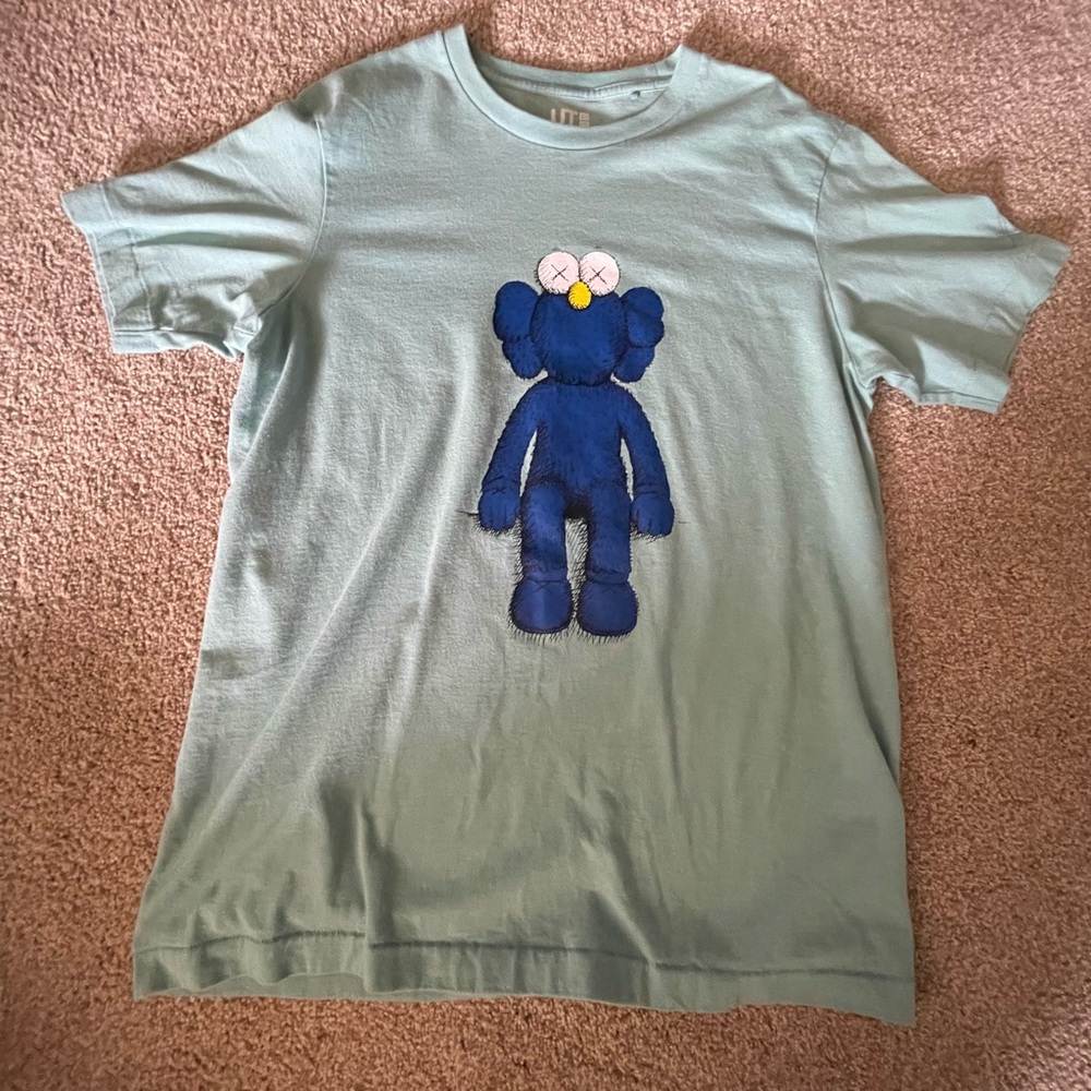 Blue Character Graphic T-Shirt
